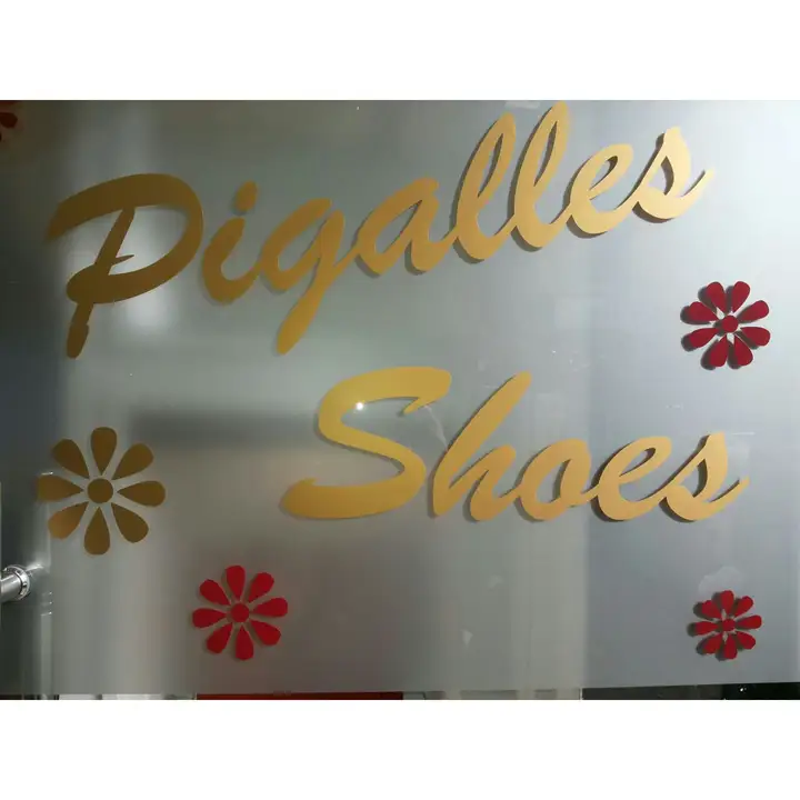 Pigalles Shoes & Bags – photo from listing